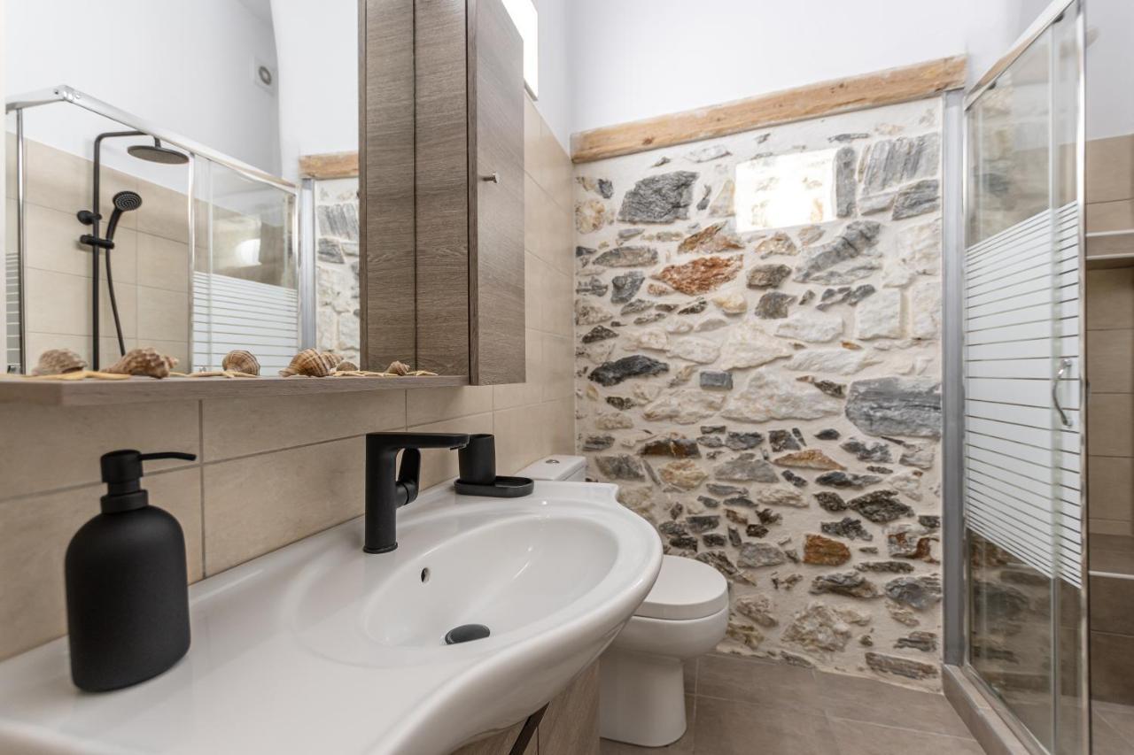 Villa Maro - Luxury Apartment Naxos City Екстер'єр фото